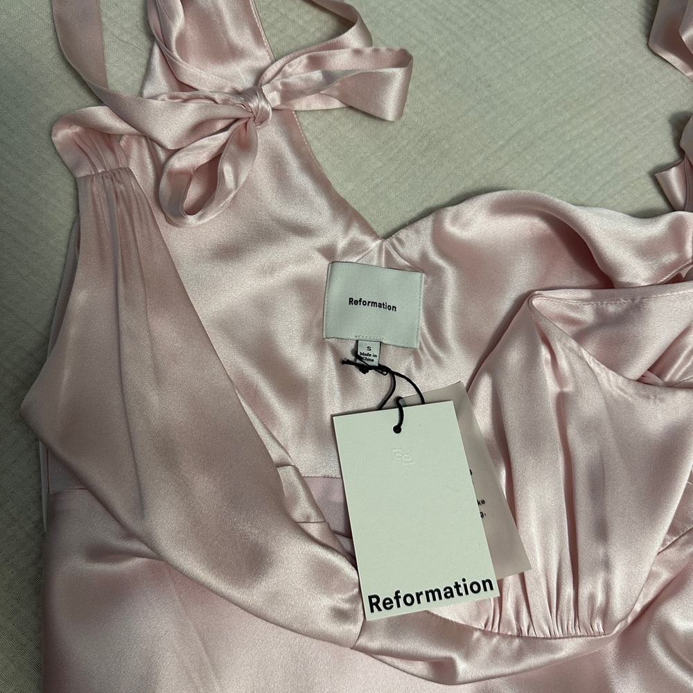 NWT Reformation Pernille Silk Dress - Cherry Blossom - Picture 11 of 15